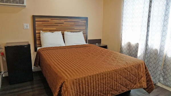 Holly Crest Hotel - Los Angeles, LAX Airport Main image